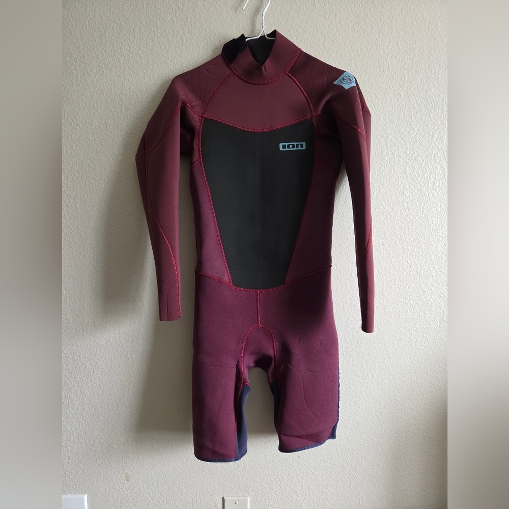Men's Burgundy and Black Rash Guard